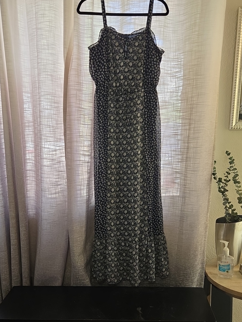 GAP Navy/Cream Floral Sleeveless Maxi Dress